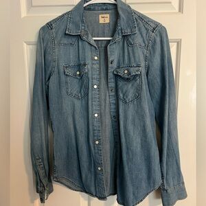 GAP chambray top